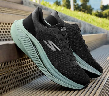 MAX CUSHIONING